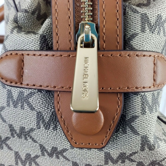 Michael Kors Grayson Large Convertible Satchel Bag MK Signature Logo PVC Natural - Picture 10 of 16